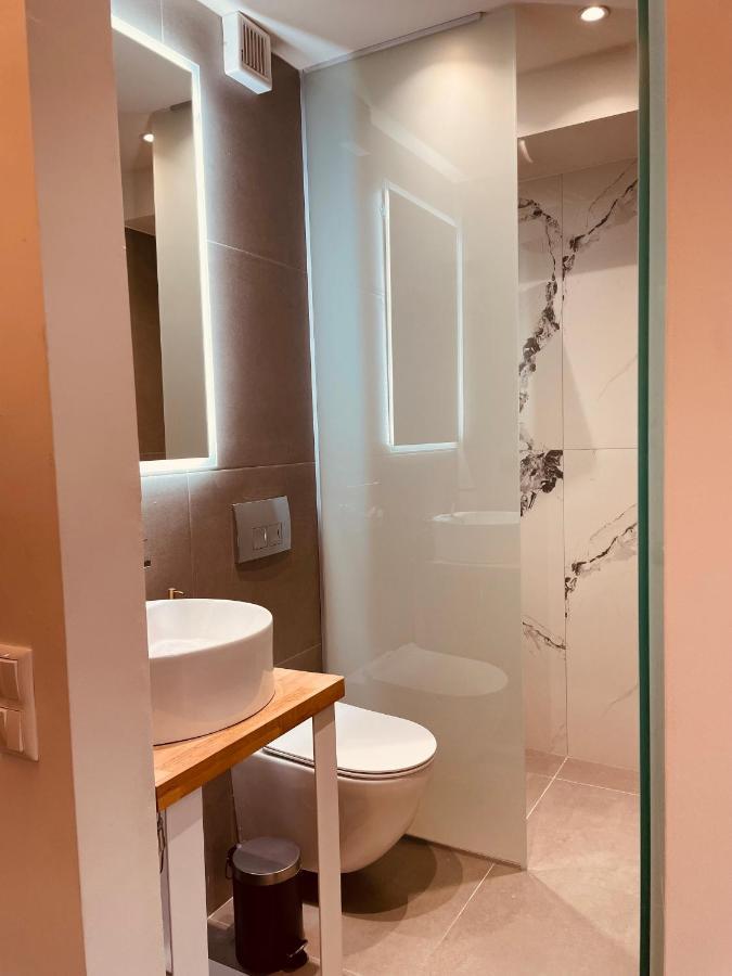 Rainbow Suites Tesalonika Bagian luar foto