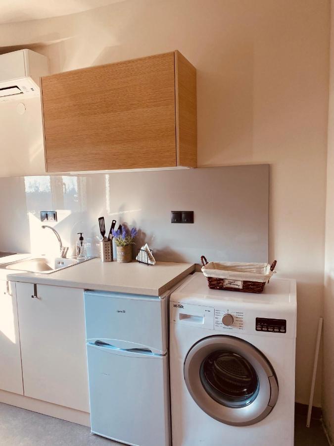 Rainbow Suites Tesalonika Bagian luar foto