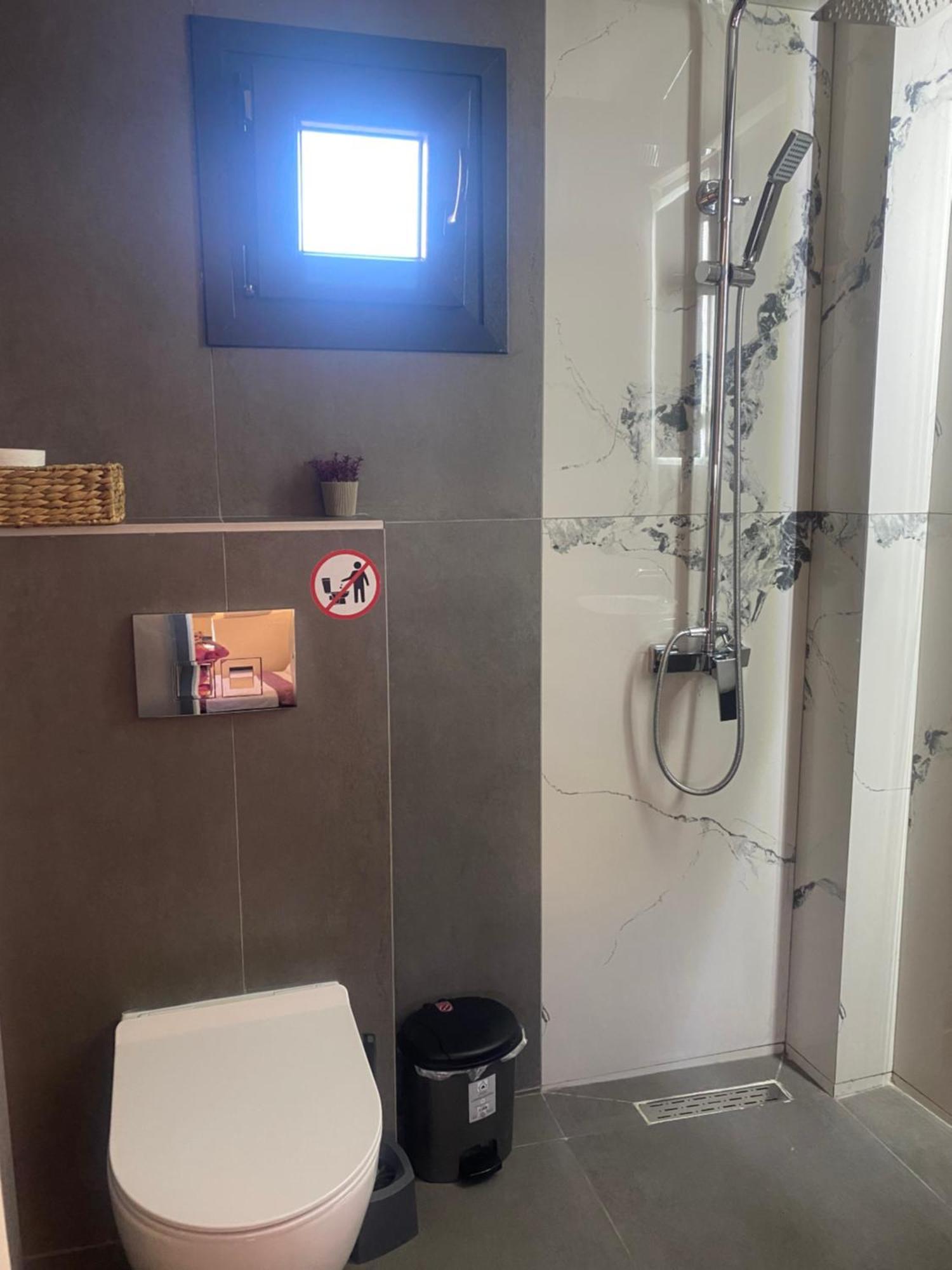 Rainbow Suites Tesalonika Bagian luar foto